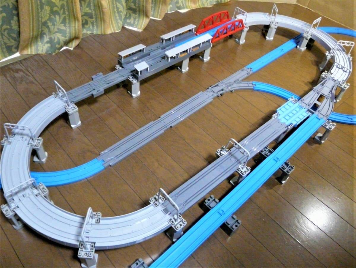 100%正規品 送料無料 プラレール アドバンス専用2階建レイアウトセット セット