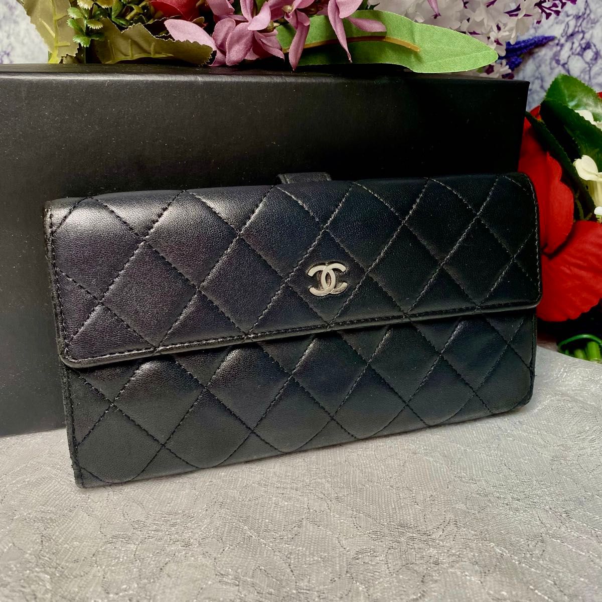 CHANEL シャネル マトラッセ ラムスキン 三つ折り長財布 黒 ココマーク