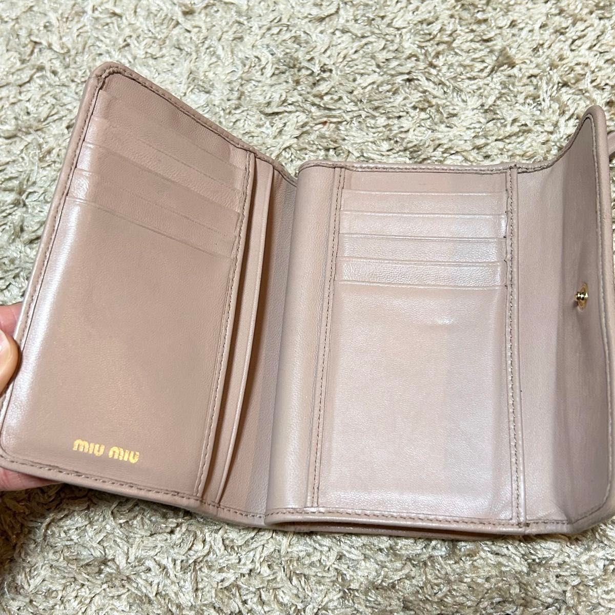 miumiu ミュウミュウ 財布 箱付き マテラッセ|Yahoo!フリマ(旧 miumiu ミュウミュウ 財布 箱付き マテラッセ|Yahoo!フリマ(旧
