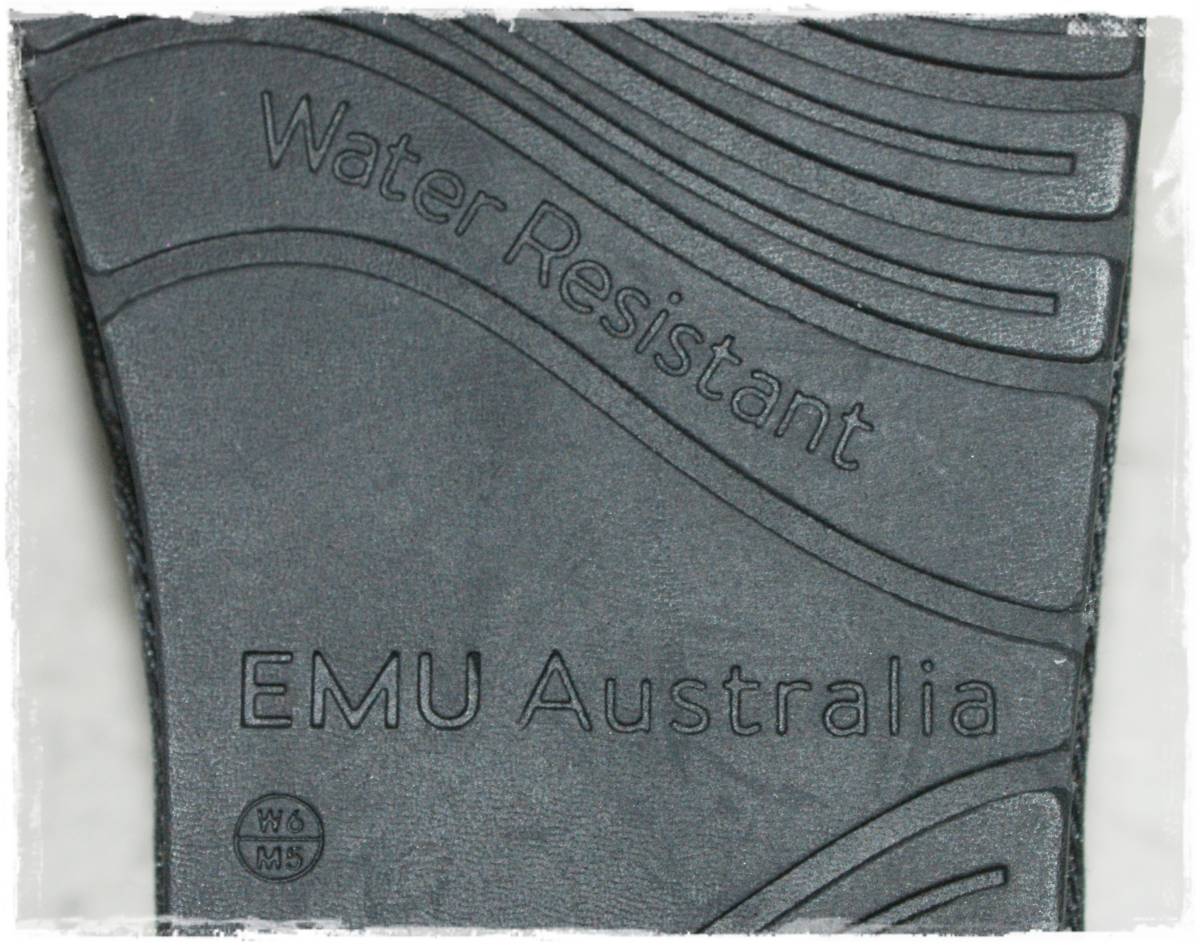 ★送料込み★未使用品★税込定価24,200円★23cm EMU Australiaエミュー オーストラリア ムートンブーツ 黒 撥水シープスキン 防寒 ショート_画像10