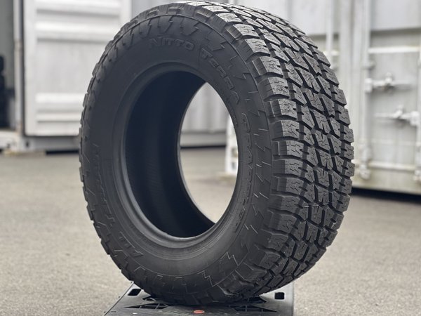 在庫処分! 1本のみ NITTO TERRA GRAPPLER 18インチタイヤ LT 325/60R18 国産 オフロードタイヤ 32インチ MTタイヤ LT 325x60R18_画像2