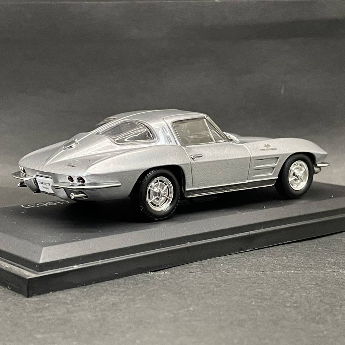 ■シボレー コルベット スティングレイ(1963)■アシェット■Corvette Stingray■1/43■国産名車コレクション■ミニカー■ケース入り■_画像3