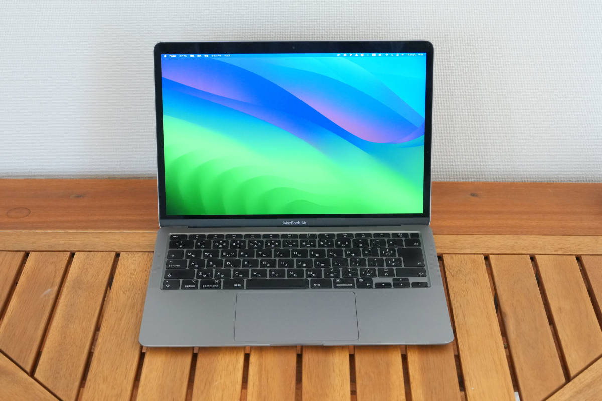 Apple MacBookAir 2020 13インチ スペースグレイ M1チップ SSD512GB メモリ16GB _画像3