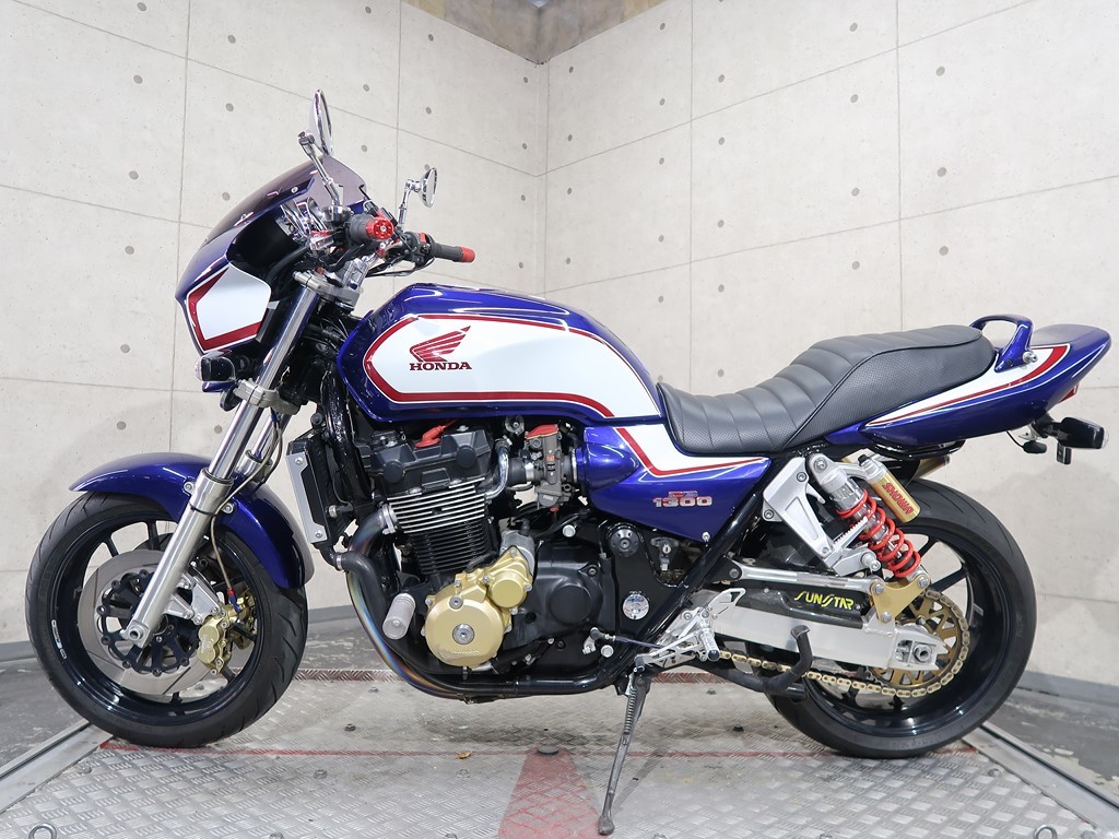 【51399】CB13000SF♪SC40 10ｔｈ記念ブロス特別仕様 カスタム車！の画像1