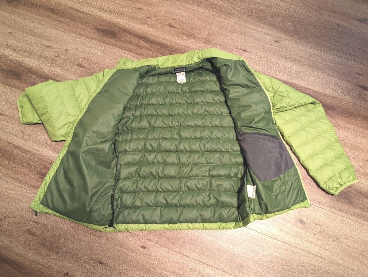 Patagonia ダウンセーター パタゴニア ライムグリーン サイズS Patagonia ダウンセーター パタゴニア ライムグリーン サイズS