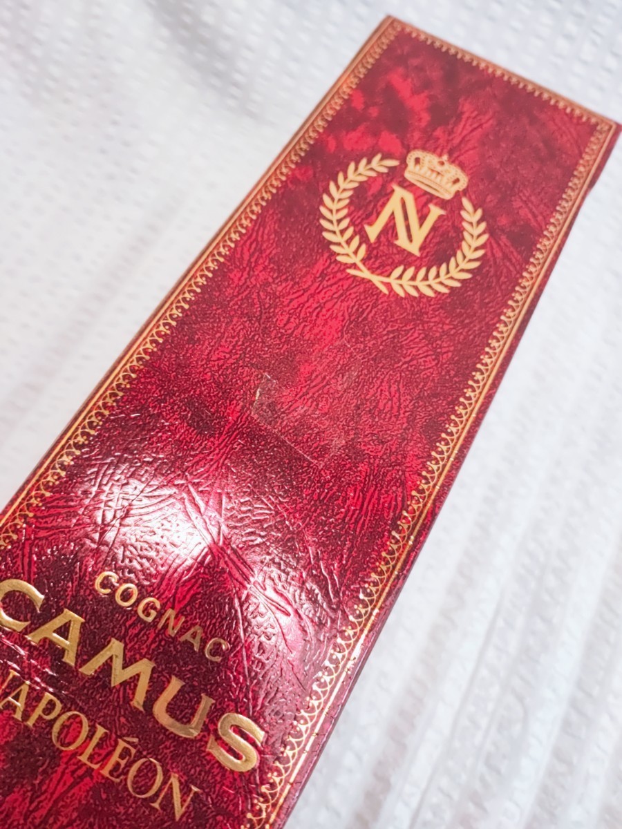 COGNAC CAMUS NAPOLEON 未開封 古酒 コニャック カミュ ナポレオン 700ml 箱付き 当時物 コレクション アンティーク 酒(010507)_画像6