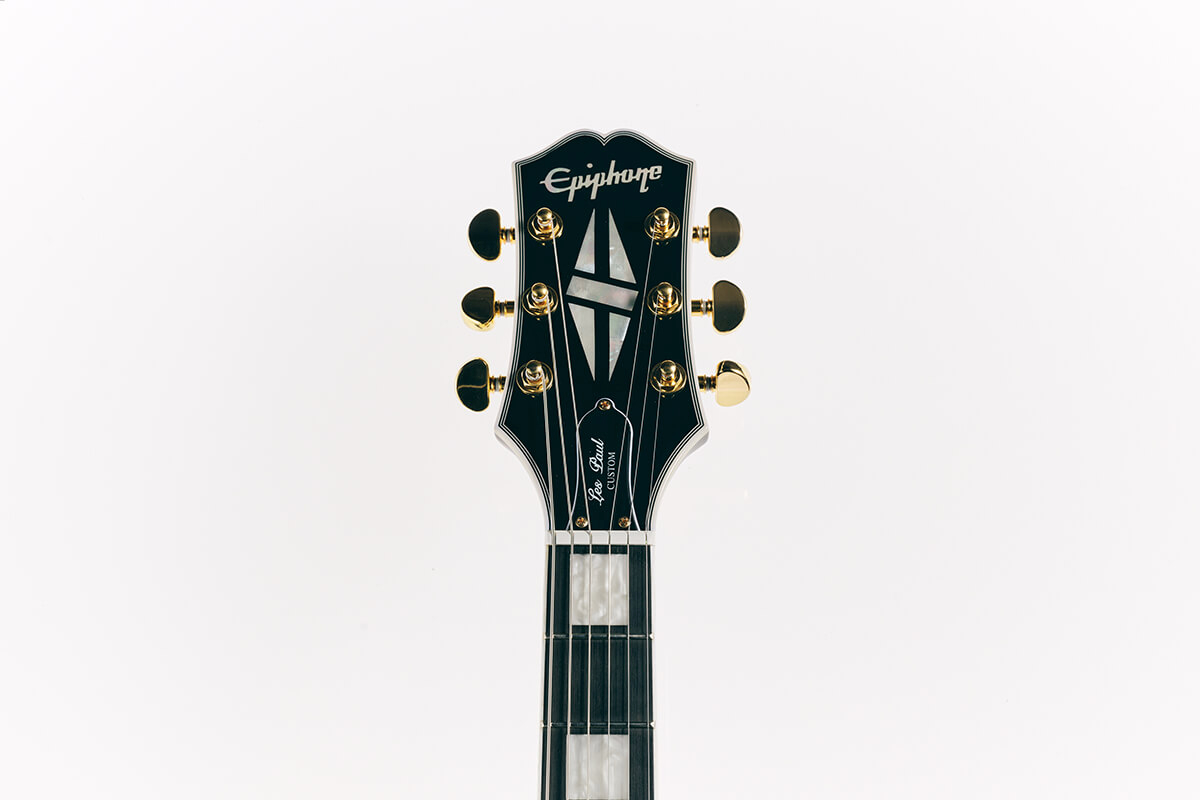 Bibian 比比昂 - Epiphone Inspired by Gibson Les Paul Custom Bibian 比比昂 - Epiphone Inspired by Gibson Les Paul Custom