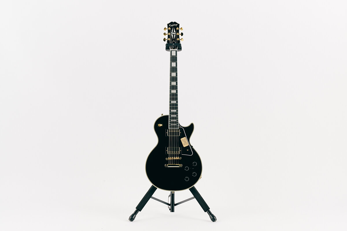 Bibian 比比昂 - Epiphone Inspired by Gibson Les Paul Custom Bibian 比比昂 - Epiphone Inspired by Gibson Les Paul Custom