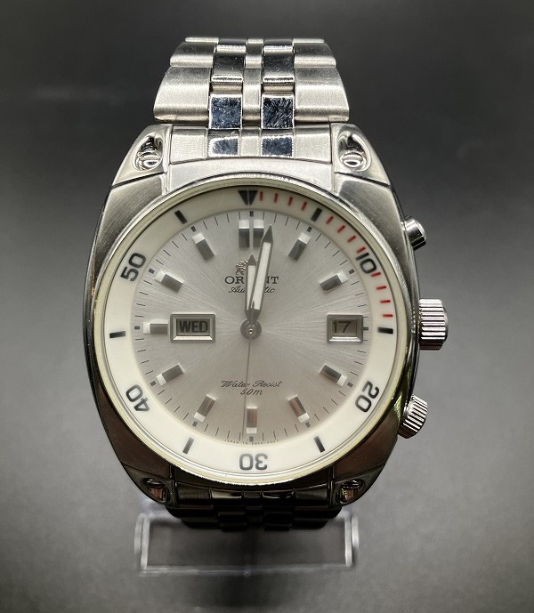 ORIENT オリエント EM60-C0 シルバー文字盤 WATER RESIST 50M AT 稼働品 SS デイデイト メンズ 日時曜日調整可の画像1