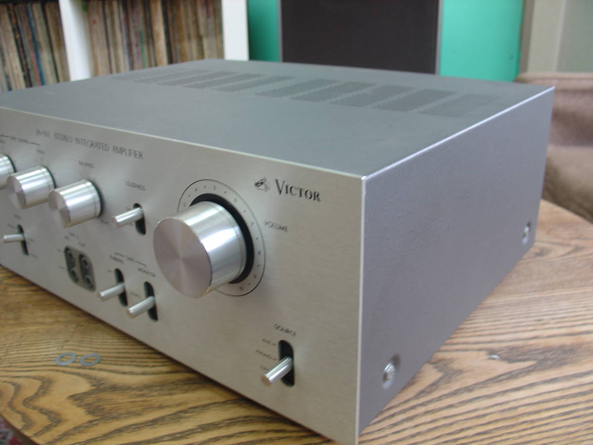 VICTOR JA-S11 1976年発売　音出し確認済み。ジャンク扱い。_画像2