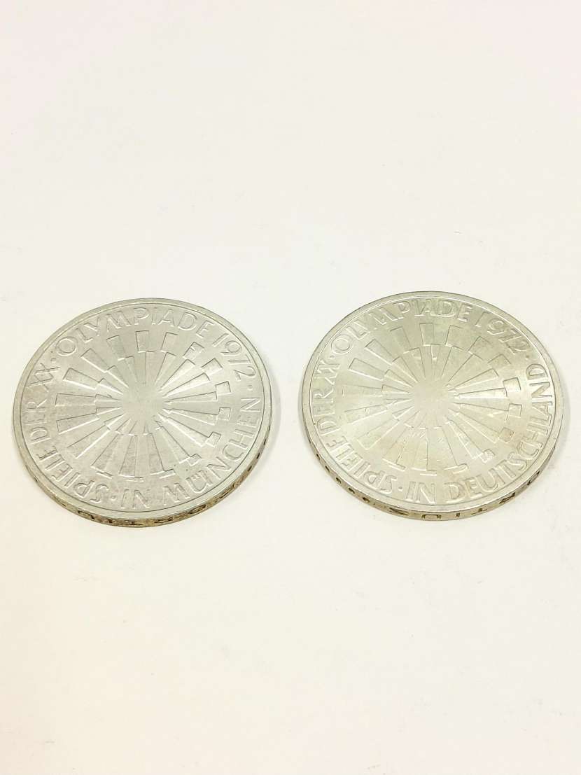 26416☆1972年 ミュンヘンオリンピック ドイツ10マルク銀貨 ２枚 硬貨 外貨 アンティークコイン　シルバー_画像2