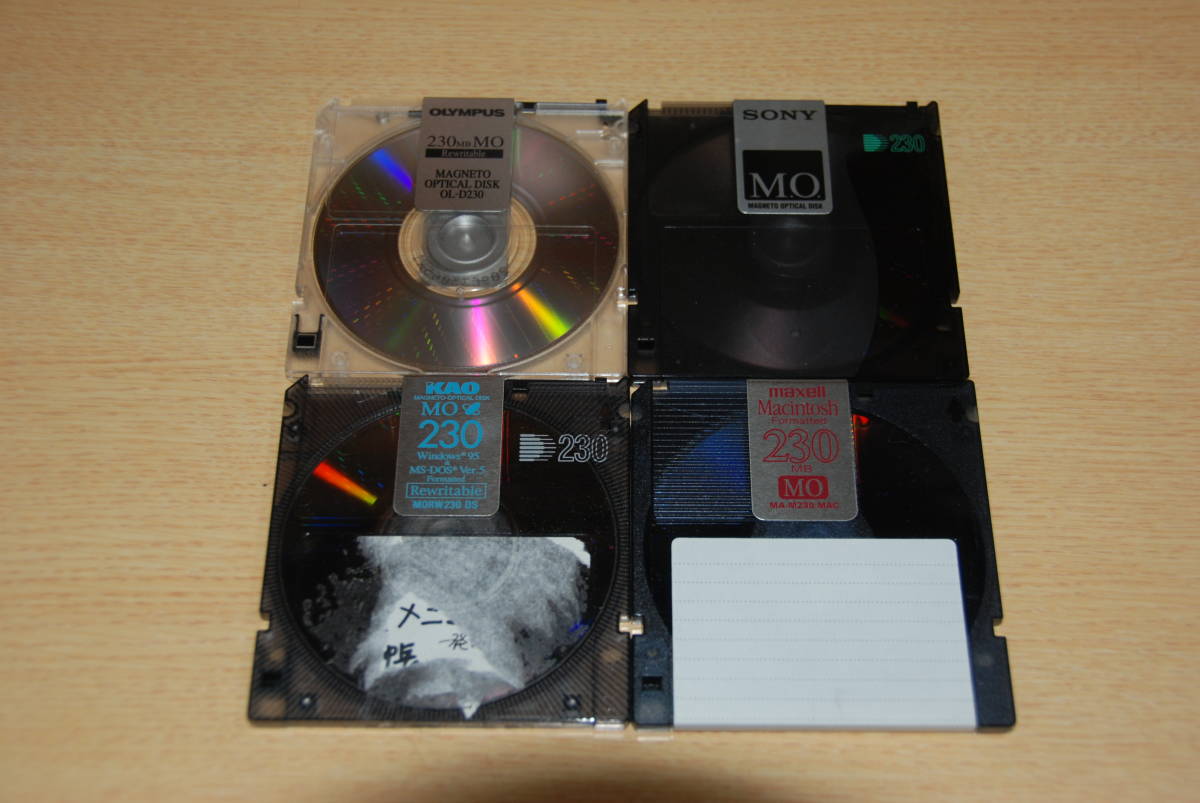 MO* disk ( media )*230MB*16 pieces set (USED)