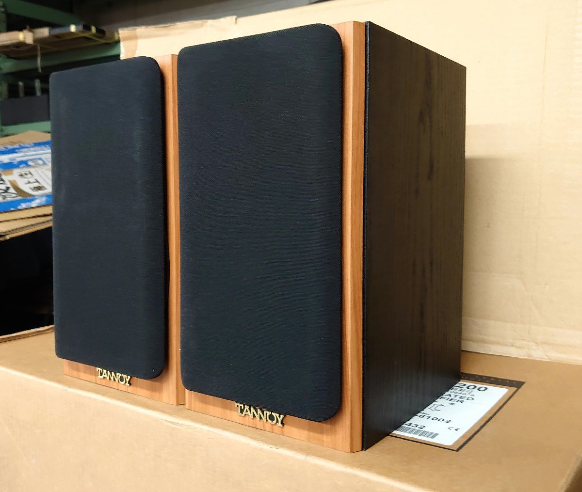 A&P　TANNOY Mercury m1 スピーカーペア（美）送料は着払い_画像2