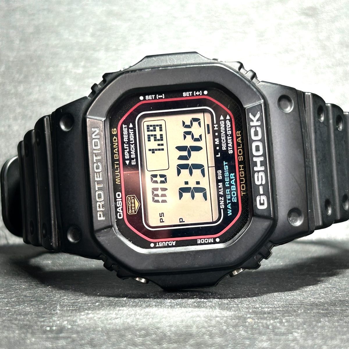 美品 CASIO カシオ G-SHOCK ジーショック GW-M5610-1 腕時計 タフソーラー 電波時計 デジタル 多機能 ラバーベルト 動作確認済み メンズ_画像4