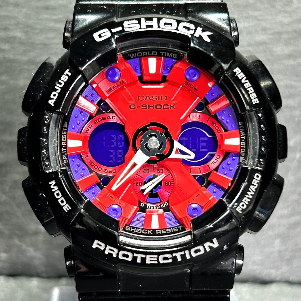 美品 海外モデル CASIO カシオ G-SHOCK ジーショック GA-120B-1A クレイジーカラーズ 腕時計 クオーツ デジタル 多機能 20気圧防水 メンズ_画像3