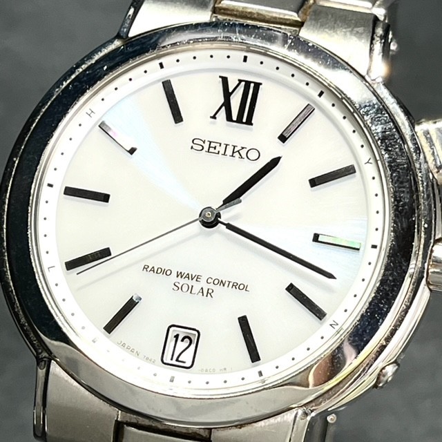 希少 SEIKO DOLCE ドルチェ 電波ソーラー 腕時計 7B42-0AA0 チタン RADIO WAVE CONTROL ホワイト 10気圧防水 ステンレス_画像1