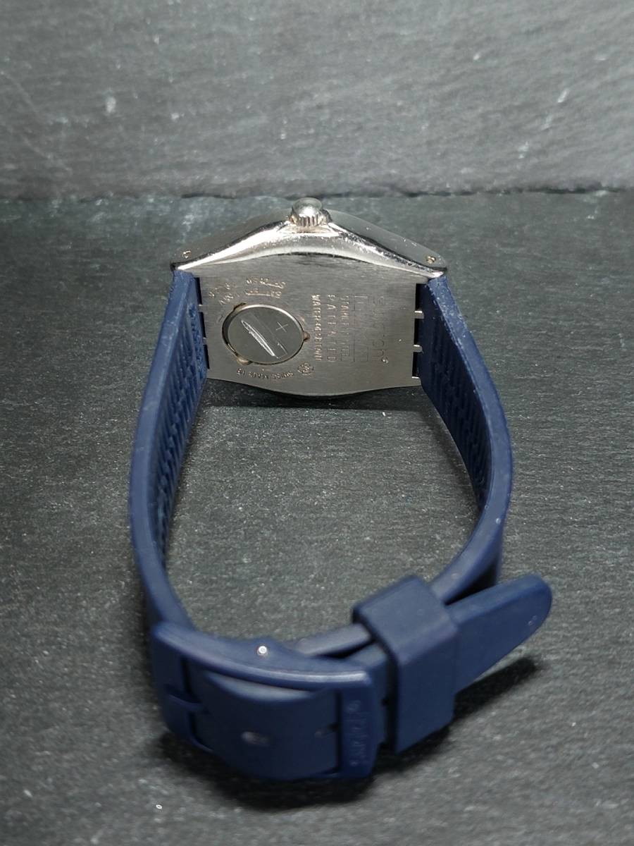 SWATCH スウォッチ IRONY アイロニー AG1999 アナログ クォーツ 腕時計 ネイビー シルバー ラバーベルト 新品電池交換済み 動作確認済み_画像6