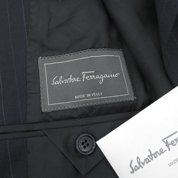 [S00373] ◆美品◆ フェラガモ Salvatore Ferragamo ウール ストラップ ジャケット 紺 サイズ 44 【mjo】_画像6