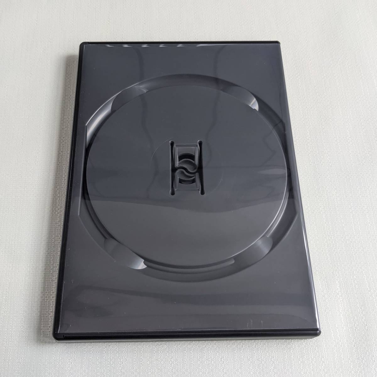即決■美品★WiiU ゲームソフト 空ケース30枚セット 厚さ約1.6cm 黒色 トールケース CD DVD BluRay プラスチックケース Nintendo 任天堂_画像4
