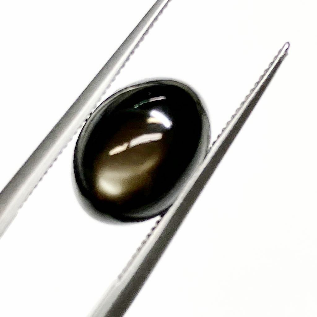 ◆綺麗◆天然ブラックスターサファイア ルース◆5.913ct◆縦10.1mm×横7.1mm 厚み6.5mm◆_画像3