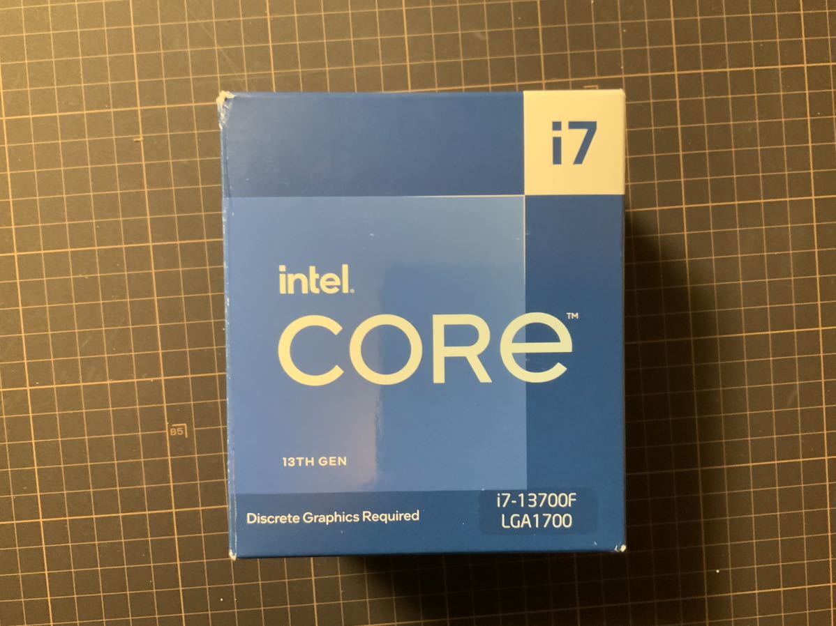 Intel Corei7 13700f BOX 純正クーラー 使用期間短め　箱に難ありCPU インテル 送料無料_画像1