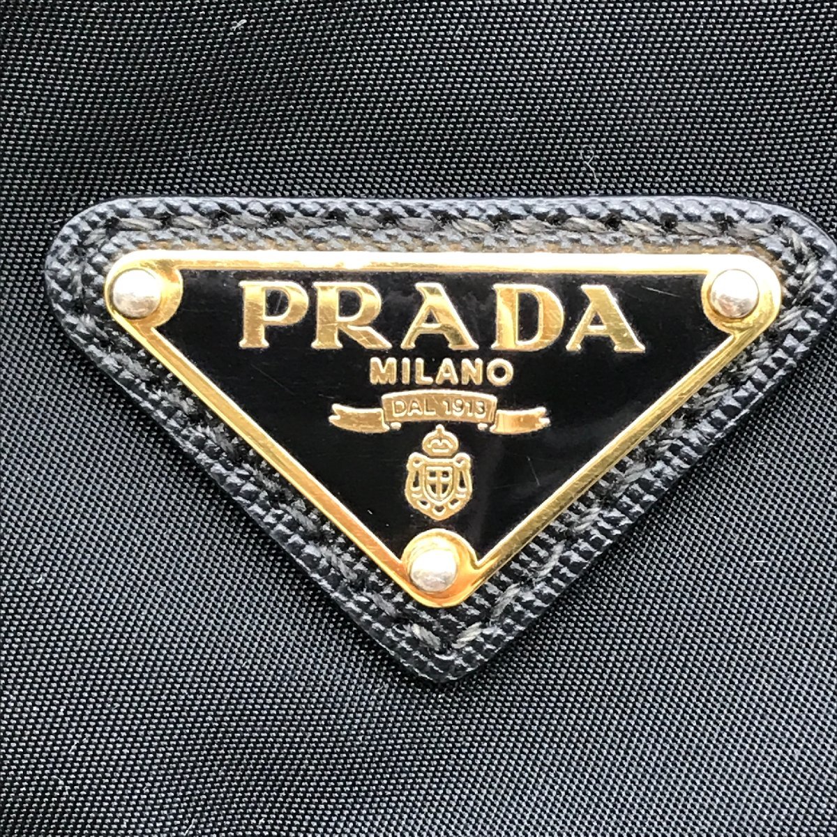 1円 美品 PRADA プラダ 三角ロゴ ゴールド金具 テスート ナイロン メッセンジャー ショルダー バッグ ブラック a1188_画像9