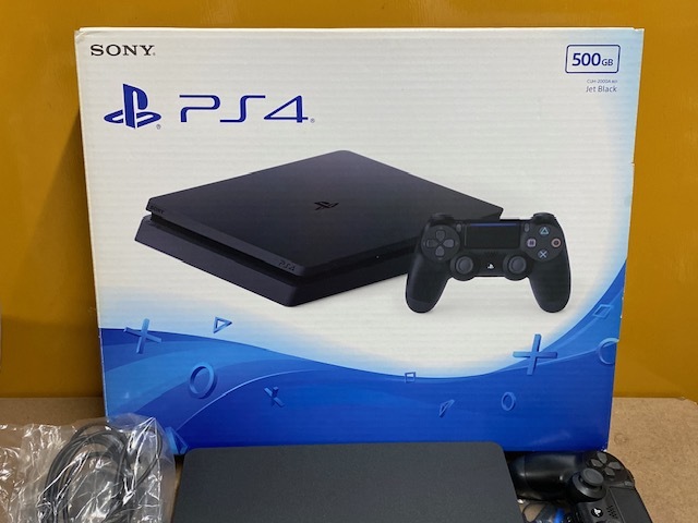 PS4】 完動品・美品 SONY Playstation 4 本体 プレイステーション4本体