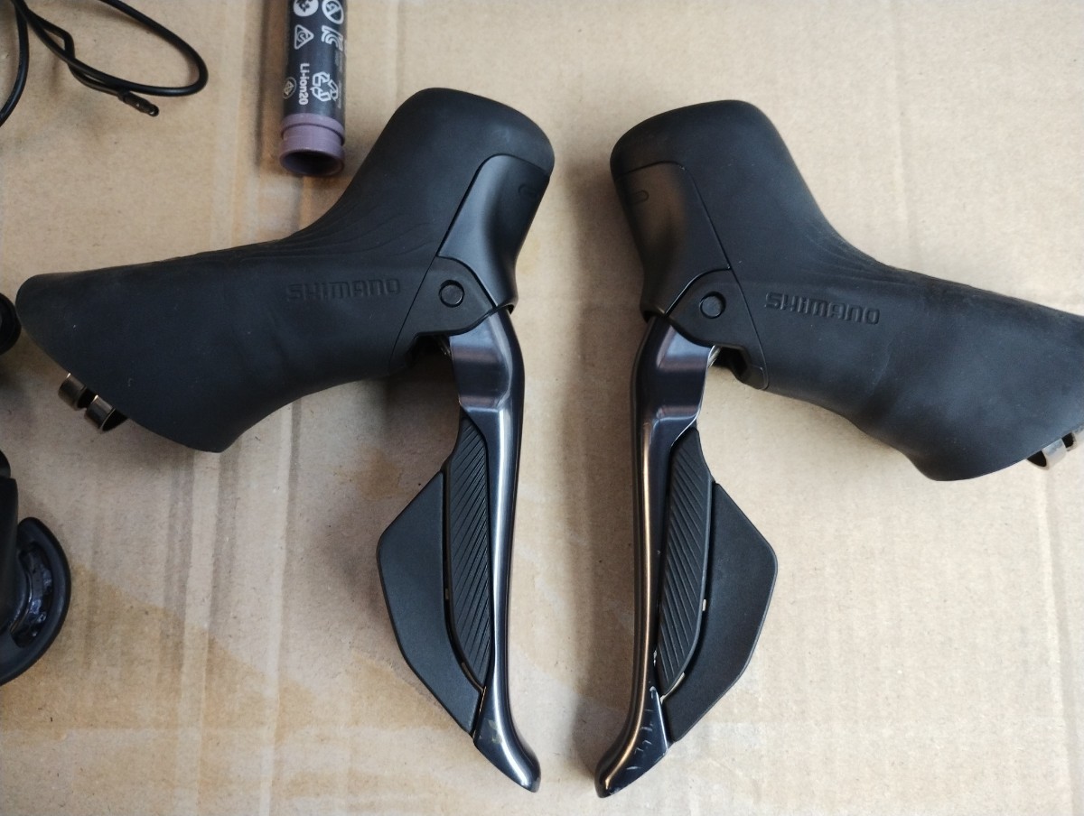中古美品) SHIMANO シマノ ULTEGRA アルテグラ 電動Di2 R8170 中古美品) SHIMANO シマノ ULTEGRA アルテグラ 電動Di2 R8170