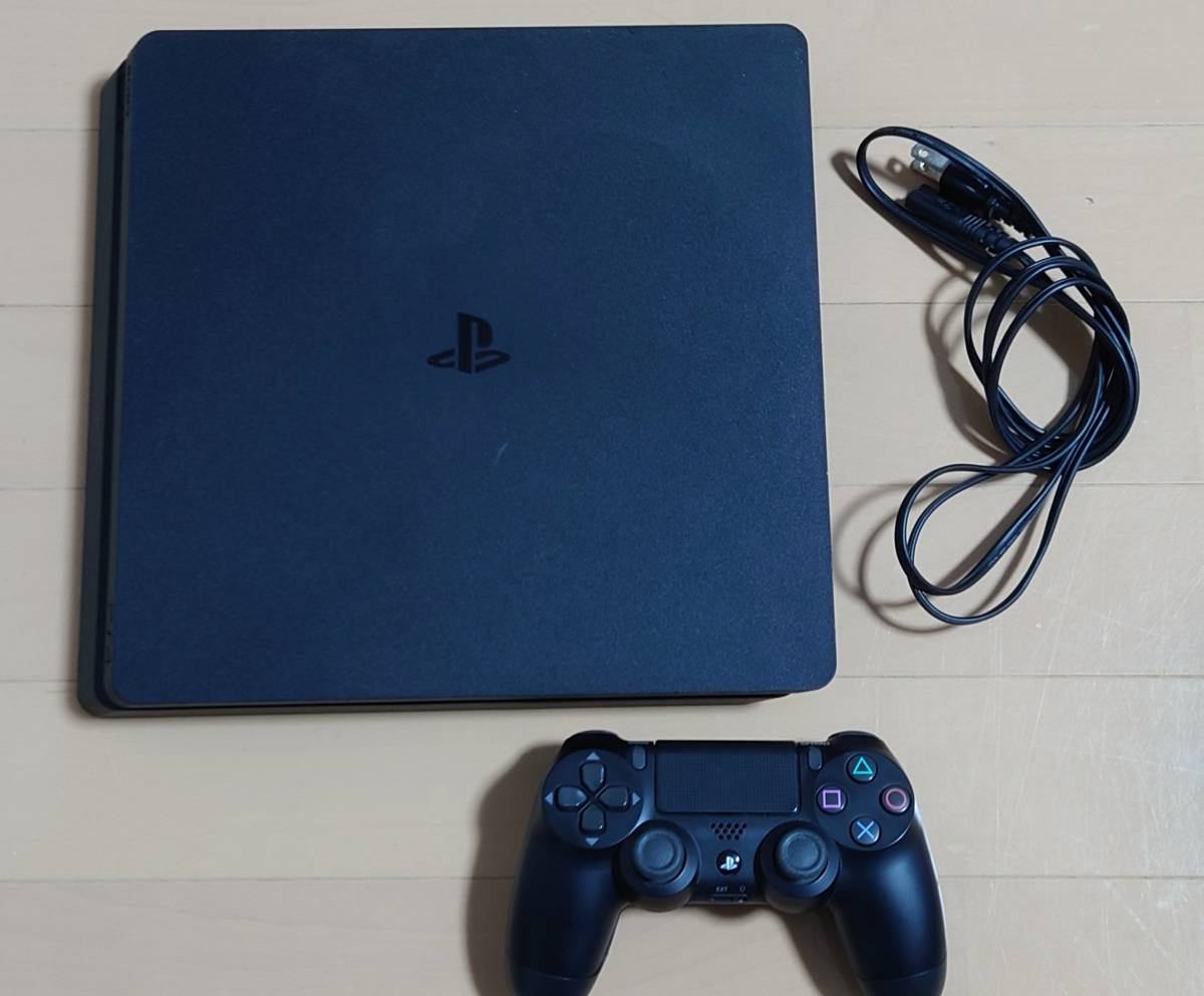 PS4本体□電源 コントローラー付き□CUH-2000B 1TB□動作確認済□中古