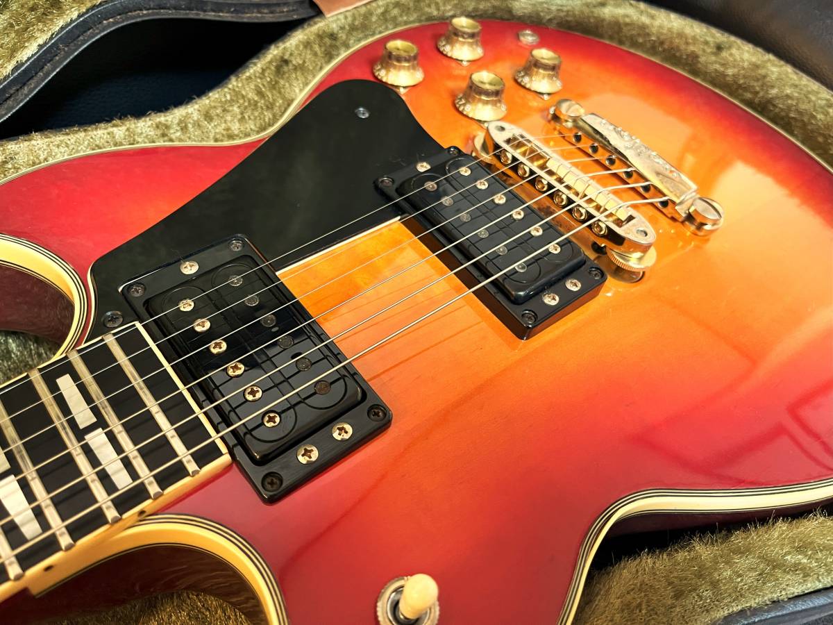 ★YAMAHA SG2000 レッドサンバースト 至極の逸品 純正ハードケース付 美品！★_画像5