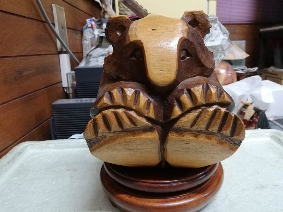 ヤフオク 買出し品 木彫りの熊 木製 熊 可愛い 珍しい 同