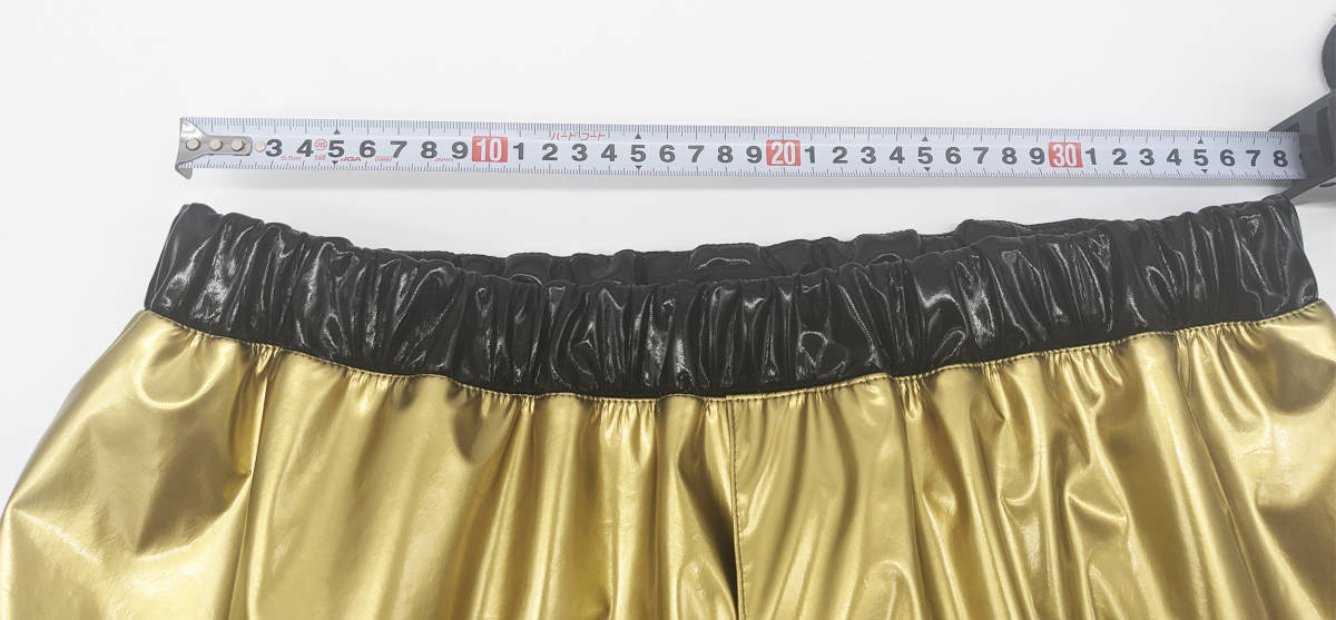  new goods [ enamel cloth. trunks ( enamel lining attaching ).. pants *] Gold / black ( men's L size )