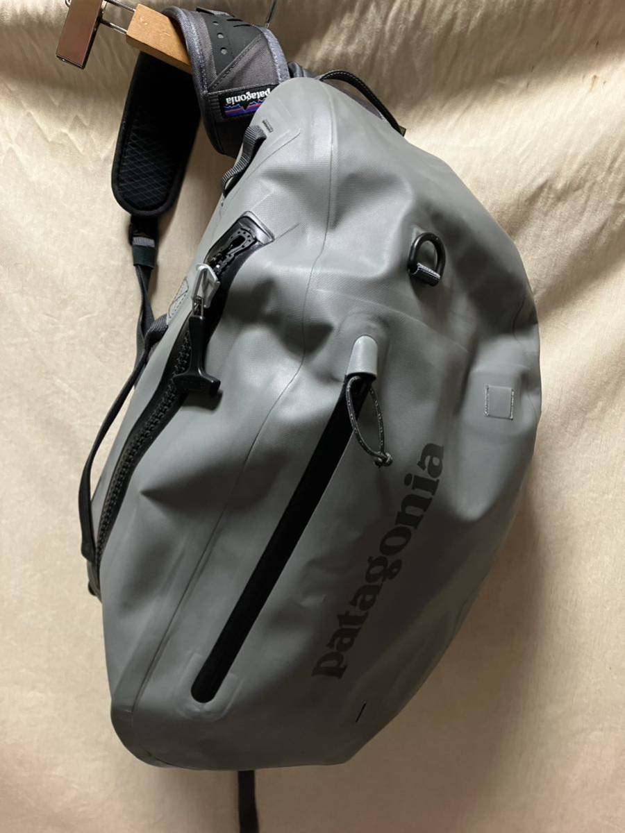 patagonia 旧ストームフロントスリング ストームサージ 廃番希少 patagonia 旧ストームフロントスリング ストームサージ 廃番希少