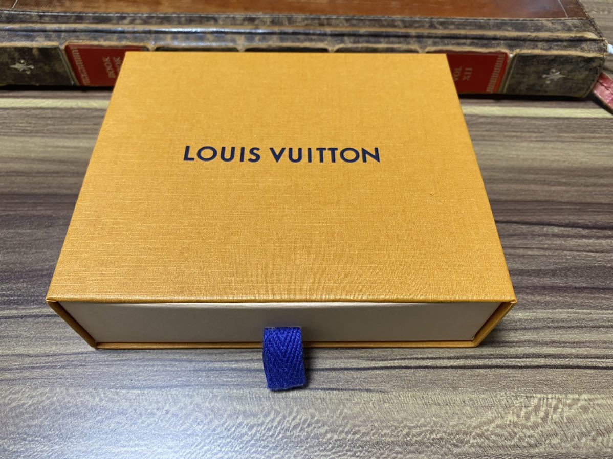 【美品・正規品】LOUIS VUITTON 空き箱 保存袋 化粧箱 空箱 ルイヴィトン BOX 小物入れ お洒落な箱_画像1