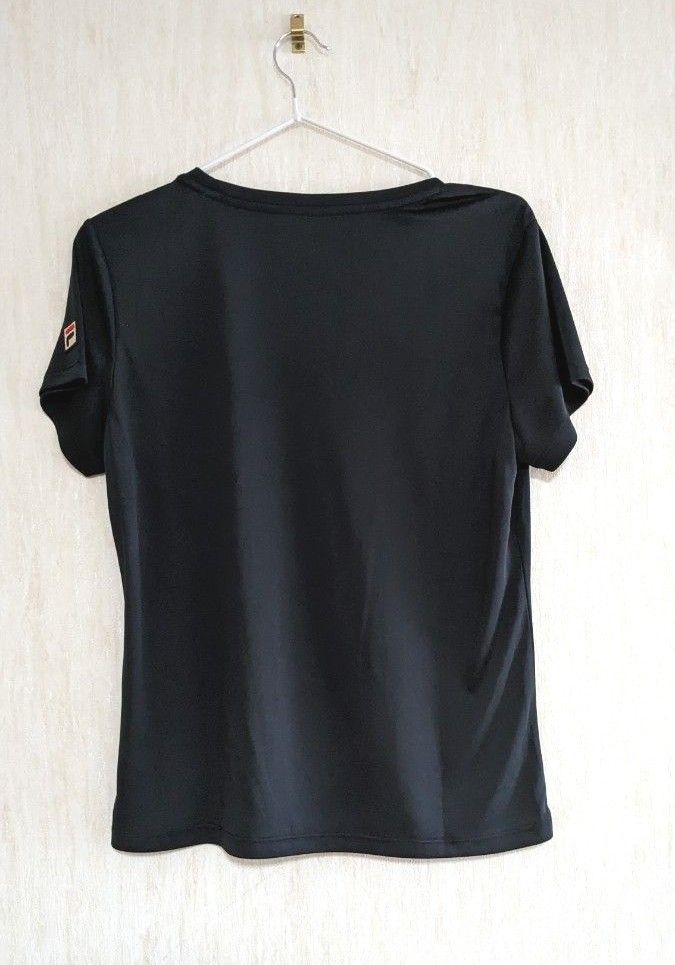 フィラ　テニスウェア　グラフィックTシャツ黒　ＸＬ新品