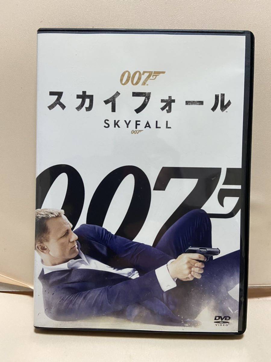 【007スカイフォール】洋画DVD《映画DVD》（DVDソフト）送料全国一律180円《激安！！》ダニエル・クレイグ _画像1