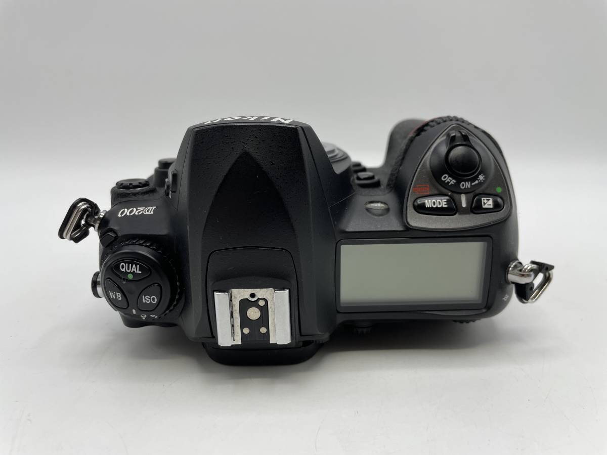 Nikon / ニコン D200 ボディ / 動作確認済 / 予備バッテリー2個付 / デジタル一眼【ANK014】_画像4
