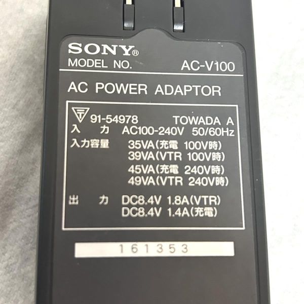 SONY ソニー 純正 充電器 AC-V100 ※通電確認済み【M0116】_画像3