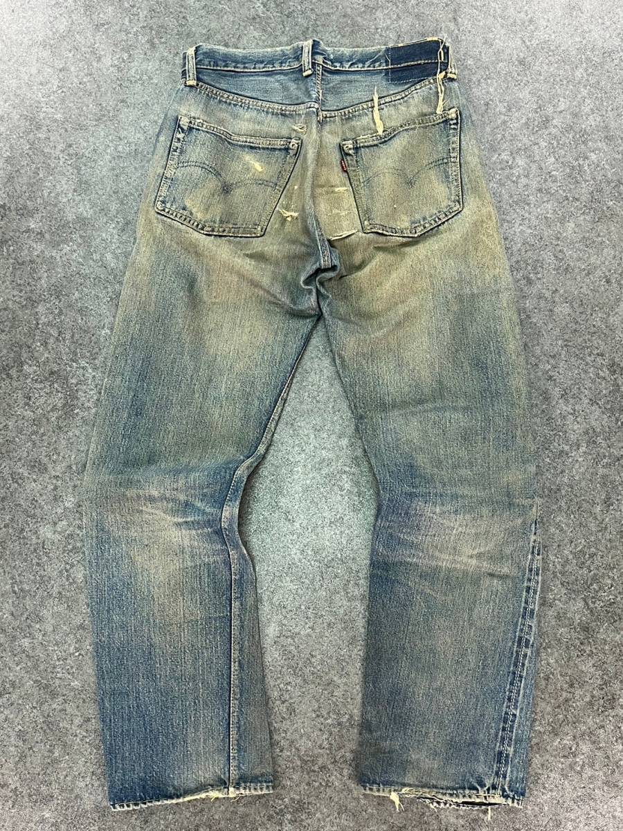 Wl583 60's Levi's リーバイス 501 E ダブルネーム 刻印E ビッグE vintage ダメージ セルビッチ ジーンズ 赤耳 グランジ 襤褸 ボタンフライ_画像2