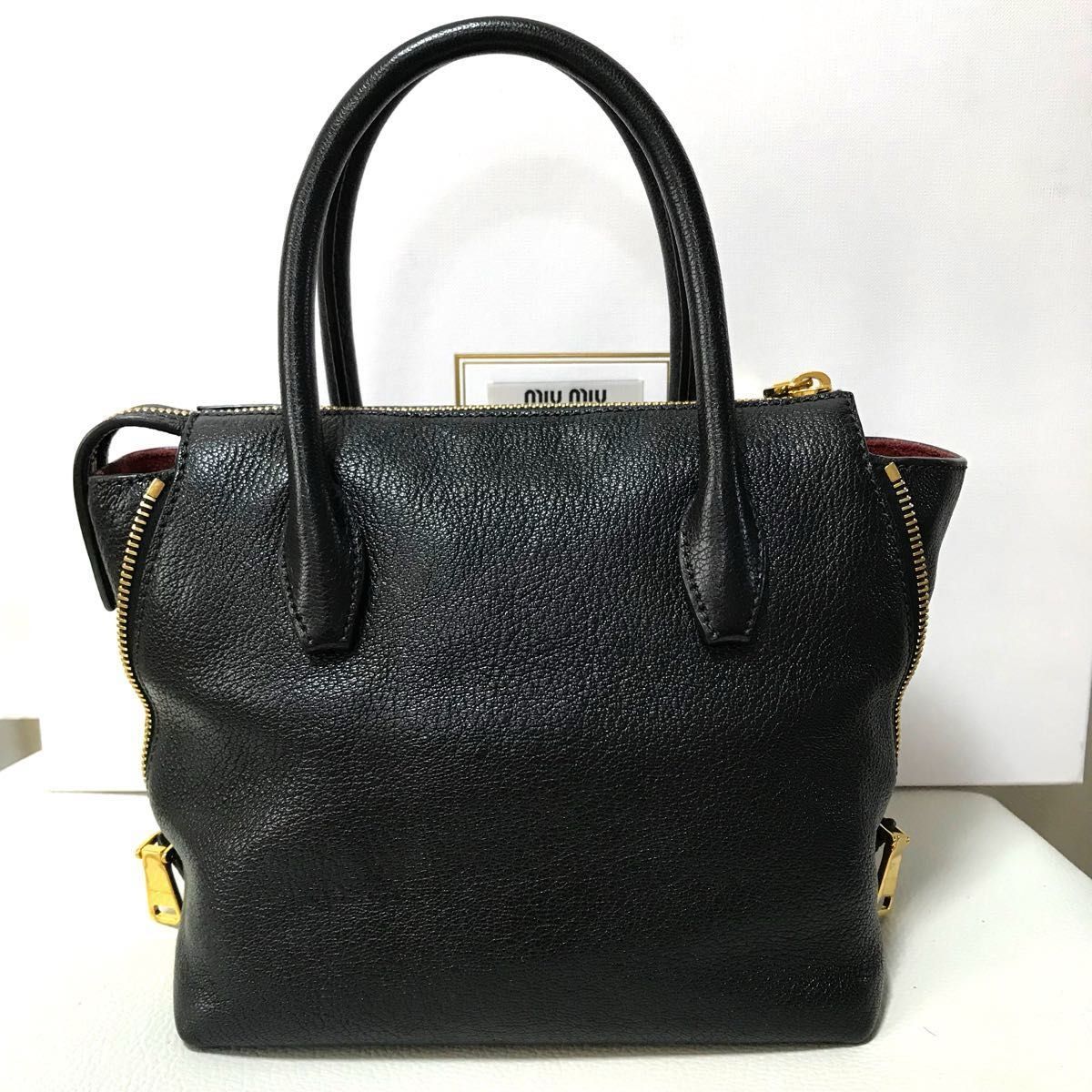 miumiu ミュウミュウ マドラス 本革 レザー 2way ショルダー miumiu ミュウミュウ マドラス 本革 レザー 2way ショルダー