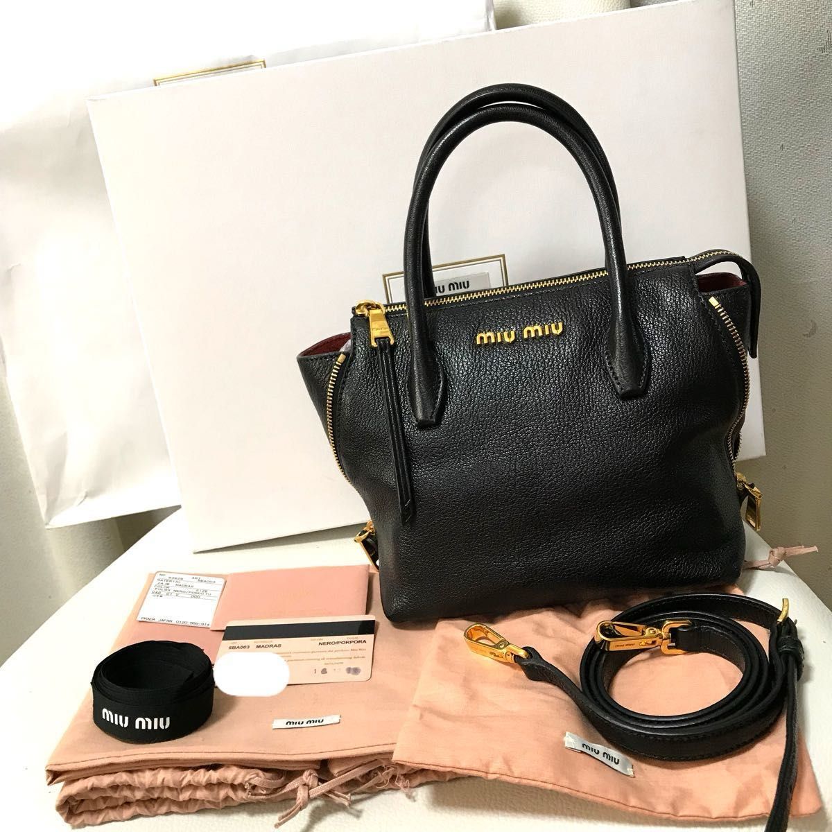 miumiu ミュウミュウ マドラス 本革 レザー 2way ショルダー miumiu ミュウミュウ マドラス 本革 レザー 2way ショルダー
