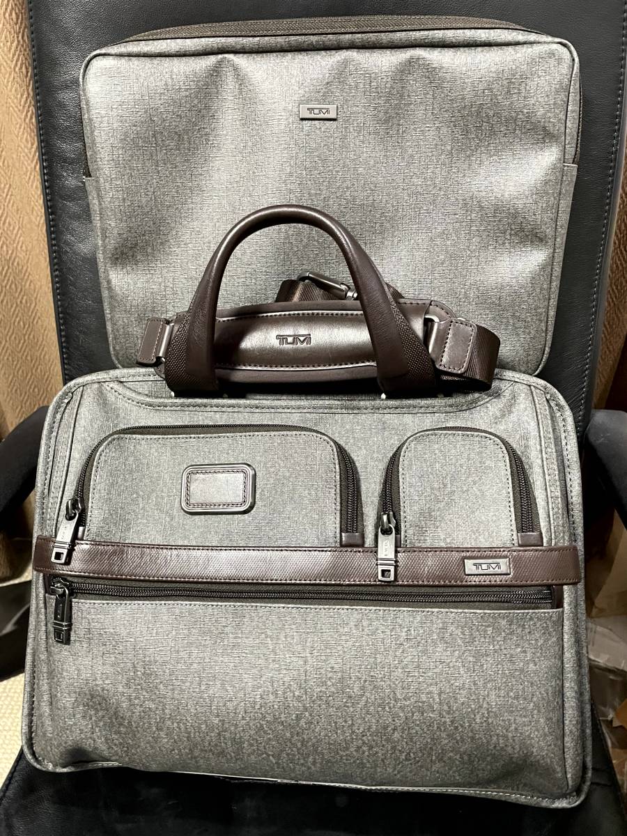 TUMI★26141EG2 Alｐｈa 2★上級モデル★使用頻度少★検品用の写真多数掲載