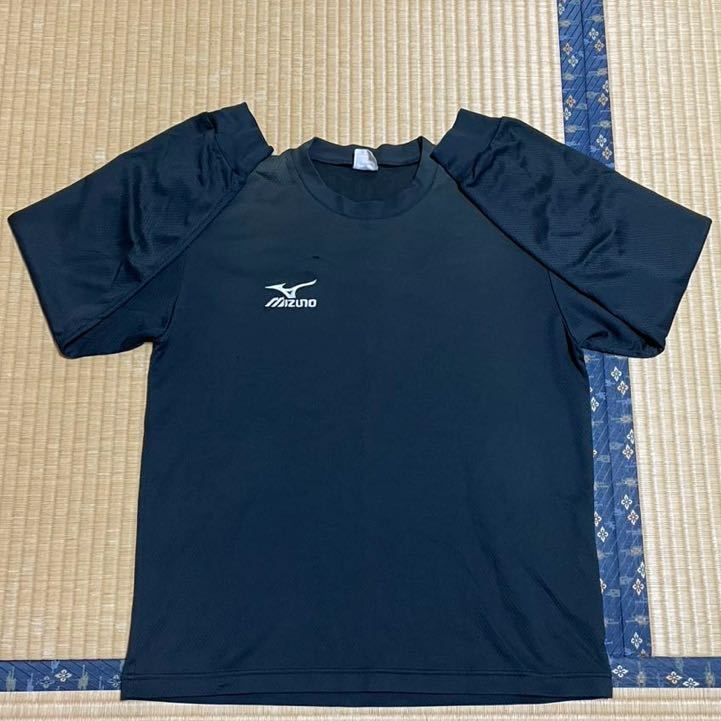 MIZUNO ミズノ長袖Tシャツ3枚Mサイズ　半袖Tシャツ1枚Lサイズ　合計4枚セット_画像6