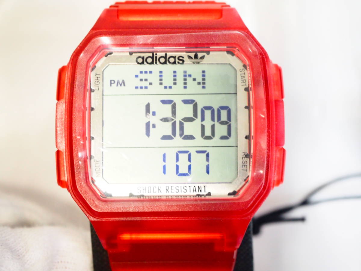 ◆未使用品◆adidas originals/アディダスオリジナルス DIGITAL ONE GMT 腕時計 ADS-AOST22051 ユニセックス カラー：レッド 共箱付 71293_画像2