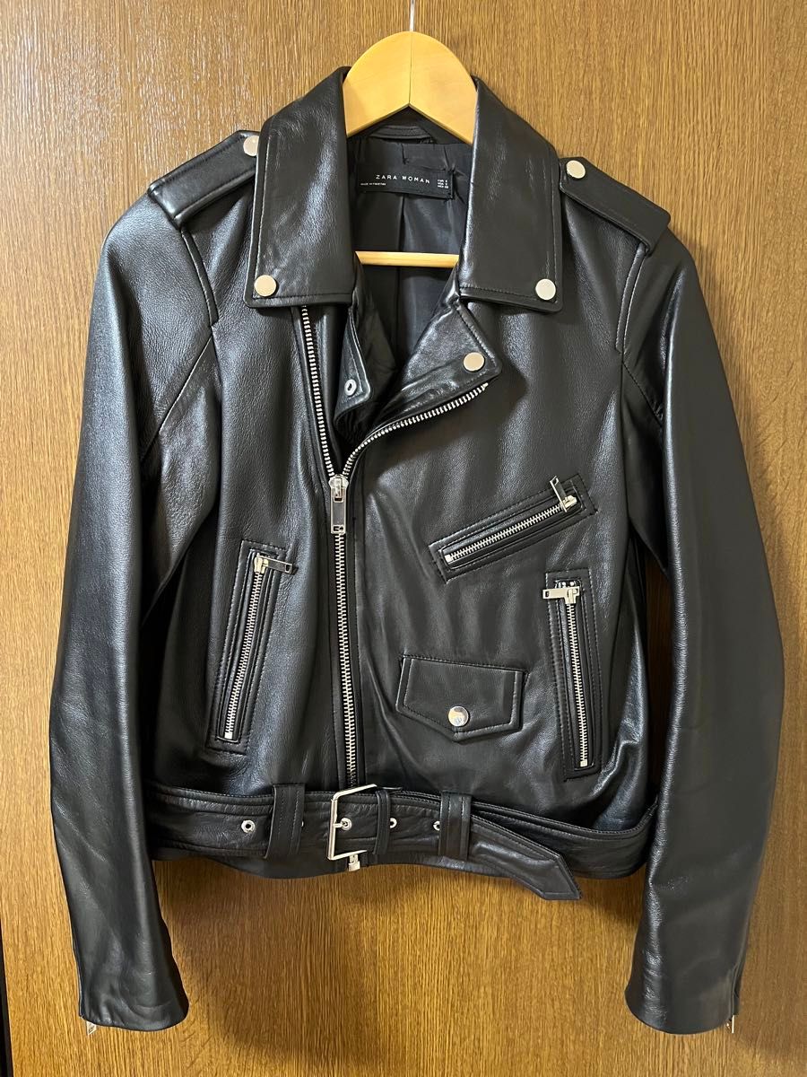 ZARA ザラ ベーシックレザージャケット ライダースブルゾン 黒 S ZARA ザラ ベーシックレザージャケット ライダースブルゾン 黒 S