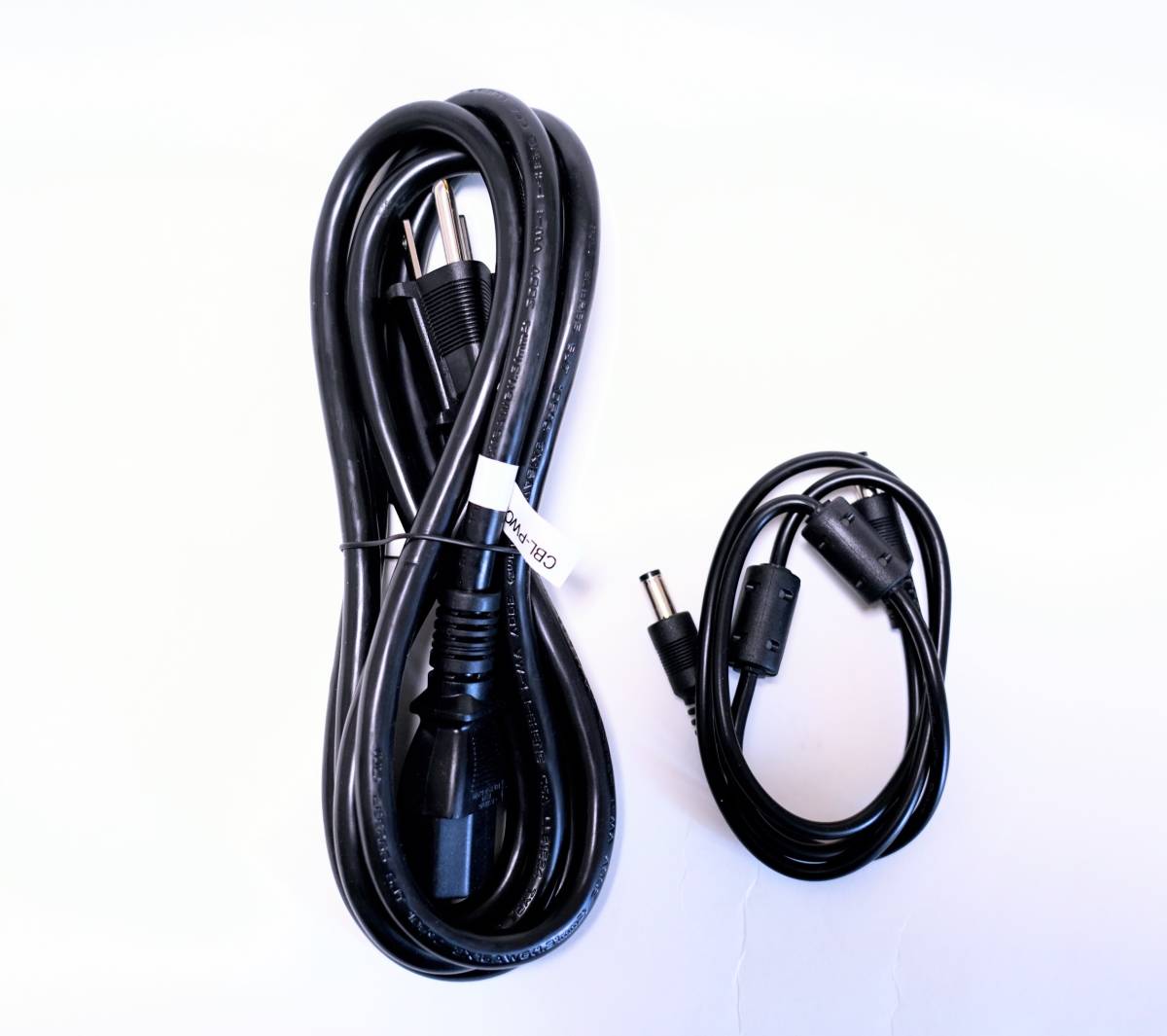 ノイズフロア1μV! 5V 5A 25W 超低ノイズリニアUSB電源 ノイズフロア1μV! 5V 5A 25W 超低ノイズリニアUSB電源