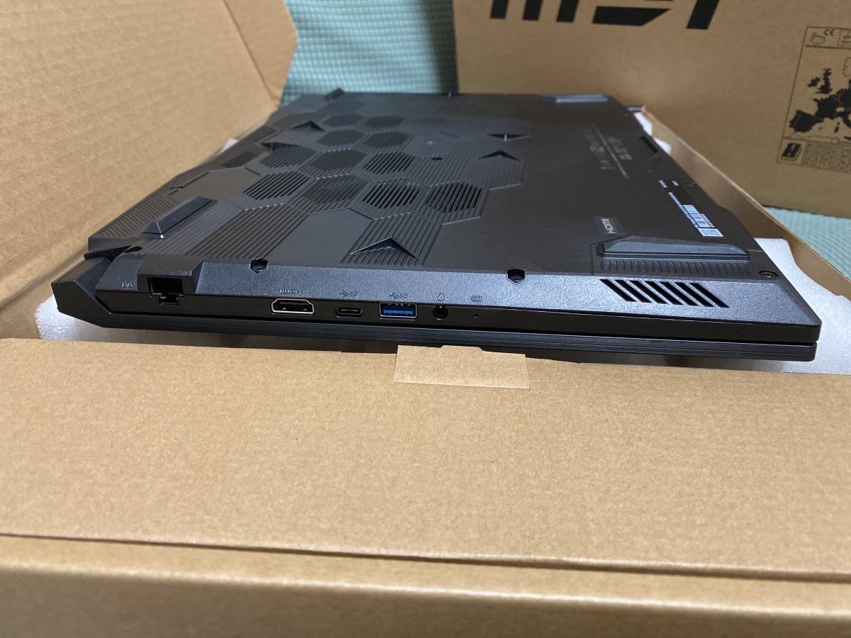 17.3インチ ゲーミングノート MSI Katana GF76　i7 11800H rtx3050 SSD512GGB１TBHDDメモリー１６GB_画像3