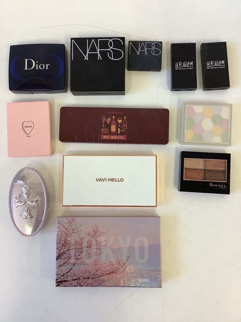 ○営TK012-A5S80【埼玉発】コスメまとめ　Dior NARS HERMES JILLSTUART SOMARCA リップ アイシャドウ ファンデーション　カラコン　化粧品 _画像2