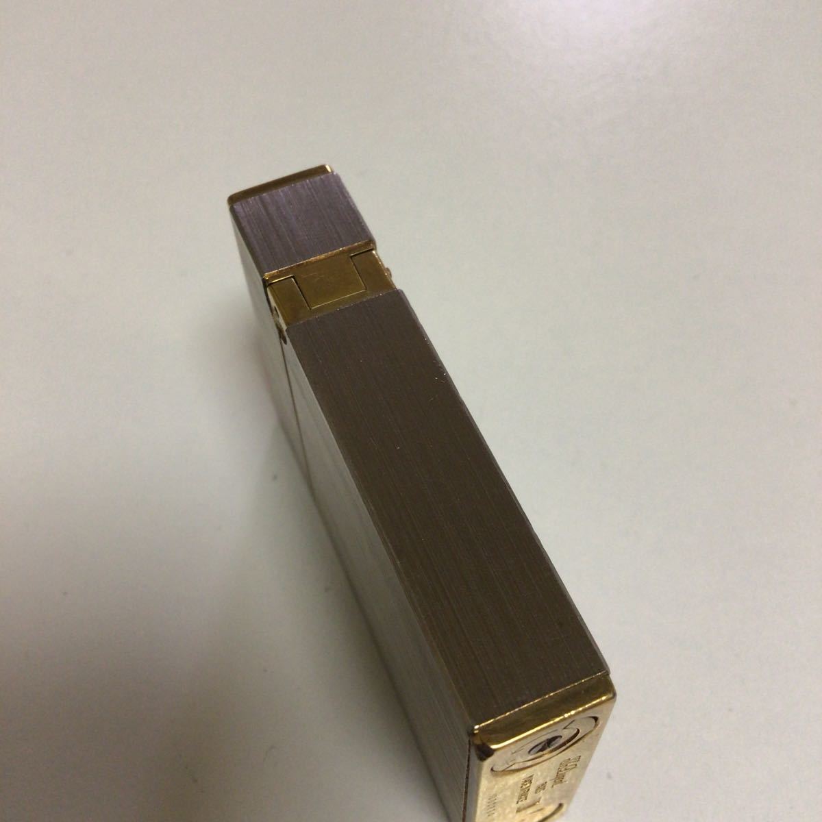 S.T. Dupont デュポン ガスライター ギャッツビー　ヘアーライン　ゴールド色　金色　ライター　喫煙具 着火確認/現状品 _画像4