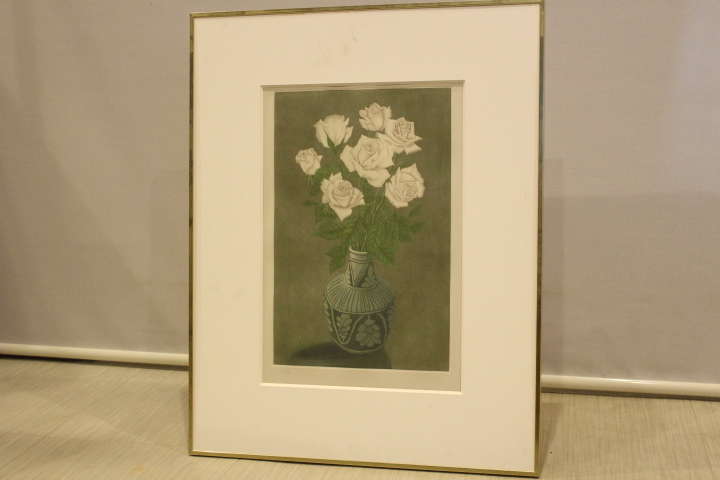 i-3980　吉田勝彦「白いバラ」銅版画　メゾチント　66/85　額装